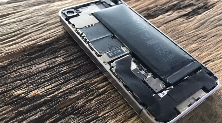 Batterie pour iPhone SE : capacité et autonomie
